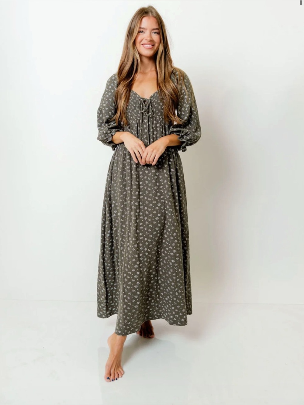 Cecilia 100% Cotton Smocked Maxi Dress in Forest Foliage - Bump Friendly